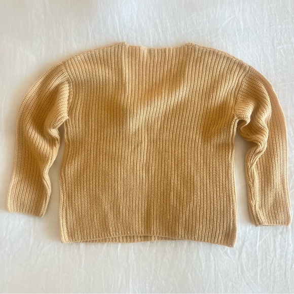 BRAVE SOUL Long Sleeve Oversized V neck Ribbed Knit Sweater in butter yellow - Picture 7 of 8
